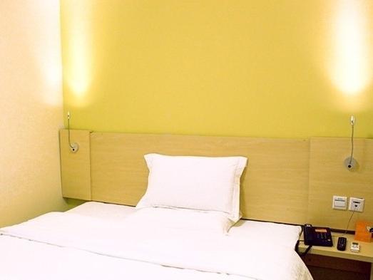 7 Days Inn Guangzhou Buitenkant foto