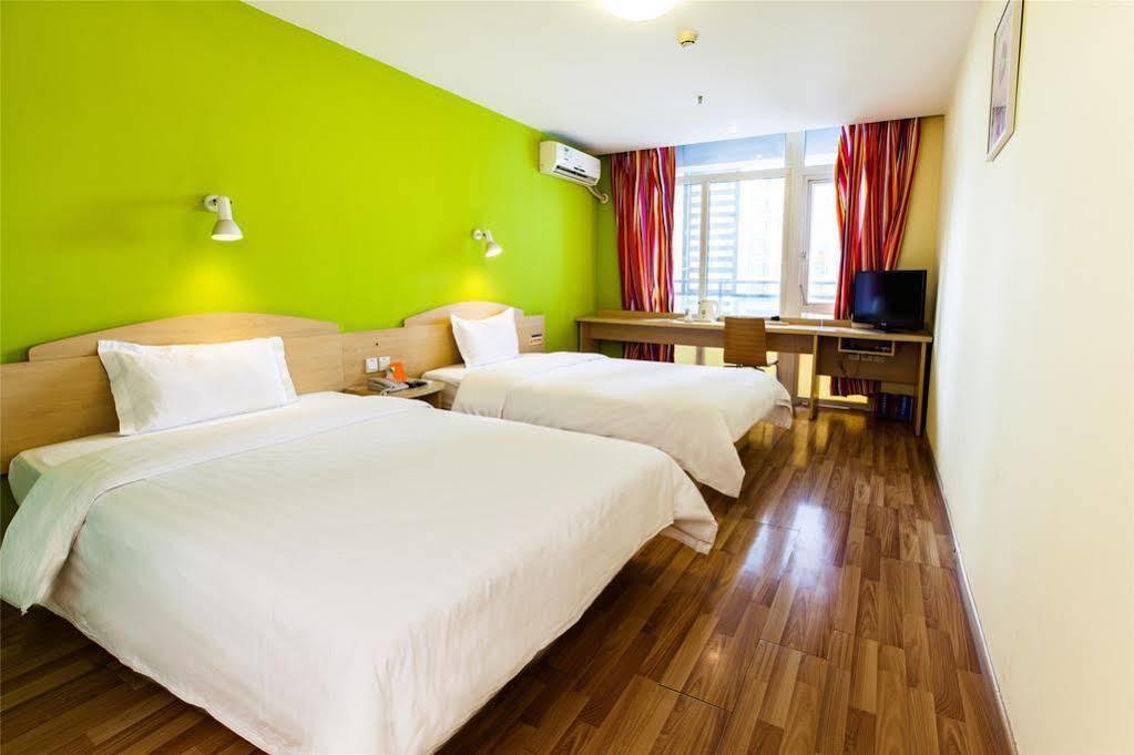 7 Days Inn Guangzhou Buitenkant foto