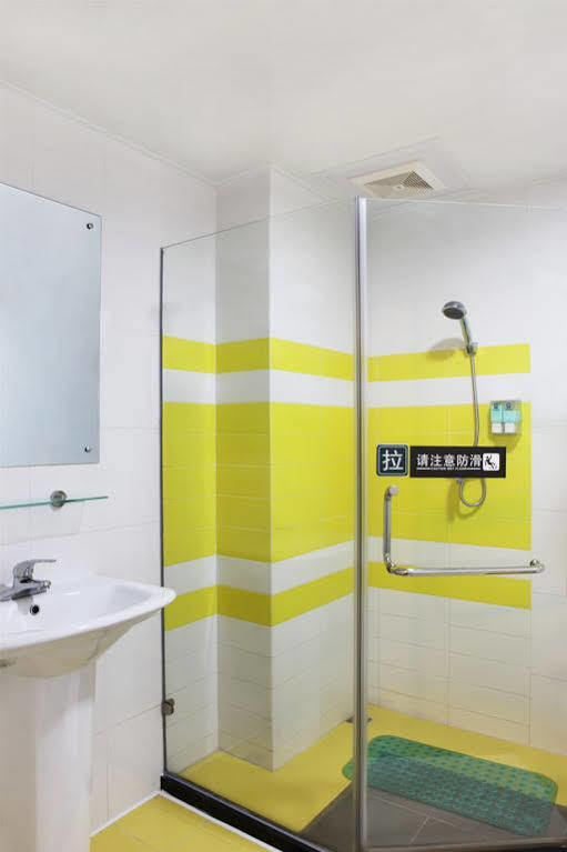 7 Days Inn Guangzhou Buitenkant foto